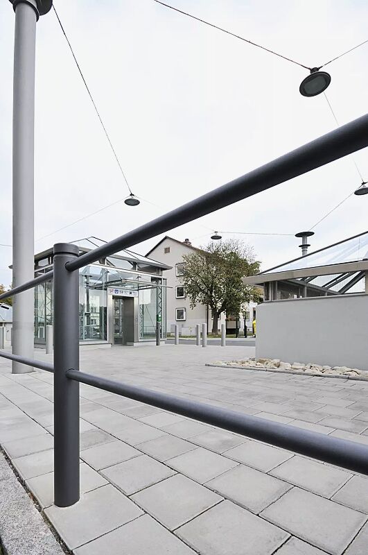 gelaendersystem-mit-poller-boulevard-83__shoKAT0014598