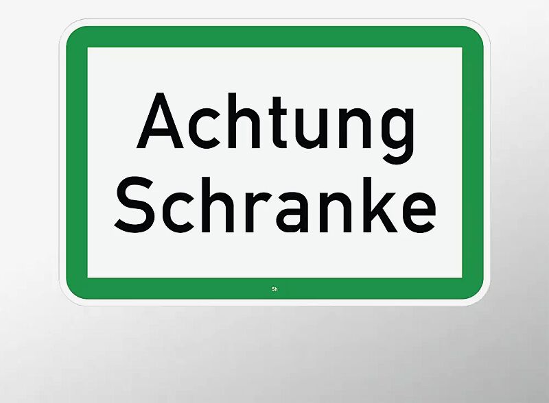 Hinweisschild: Achtung Schranke