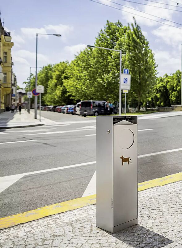 hundetoilette-crystal__shoKAT0056735 Hundetoilette CRYSTAL, Edelstahl, Siebdruck in RAL 8007 rehbraun