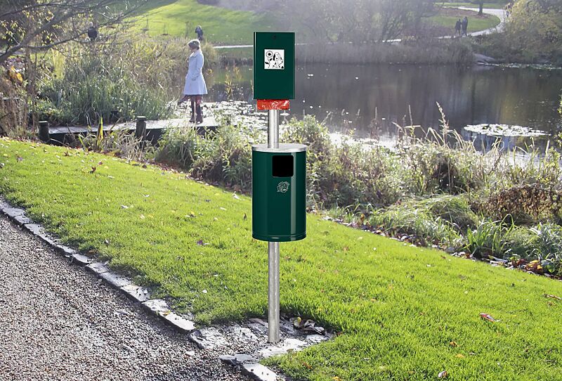 Hundetoilette MANETO, mit Pfosten zum Einbetonieren (siehe Zubehör), in moosgrün ähnlich RAL 6005