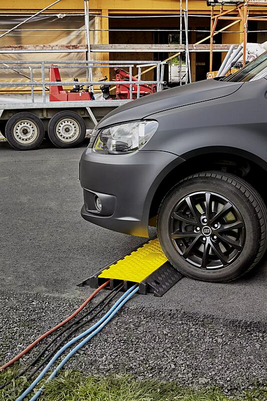 kabelbruecke-blaik__shoKAT0055864 Kabelbrücke BLAIK, 3-fach