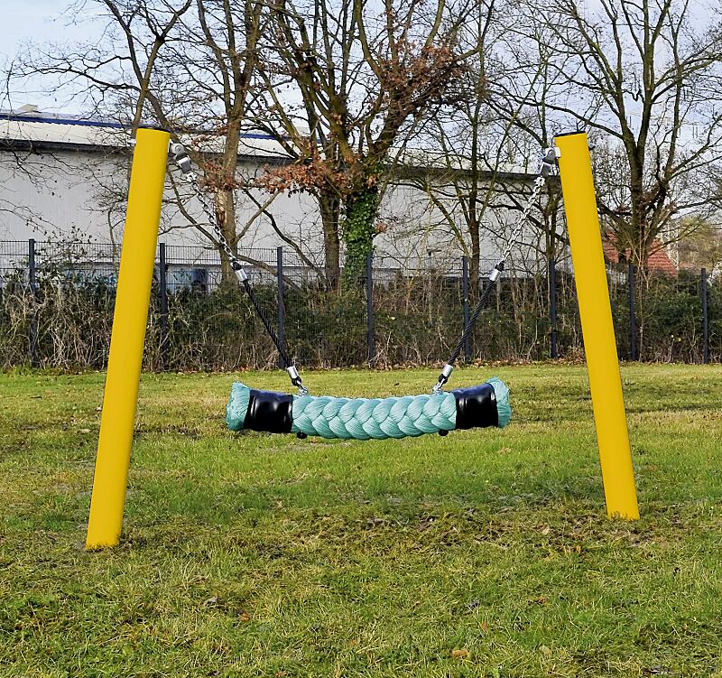 Kleinkind-Tampenschaukel HAGEN, Tampen in türkisgrün, Aufhängeseile in schwarz ähnlich RAL 9005 tiefschwarz sowie Stahlpfosten standardmäßig in sonnengelb ähnlich RAL 1023 verkehrsgelb