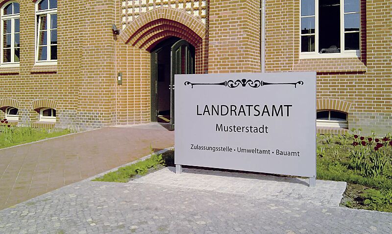 Leit- und Orientierungsstele GUIDE in Edelstahloptik, Querformat