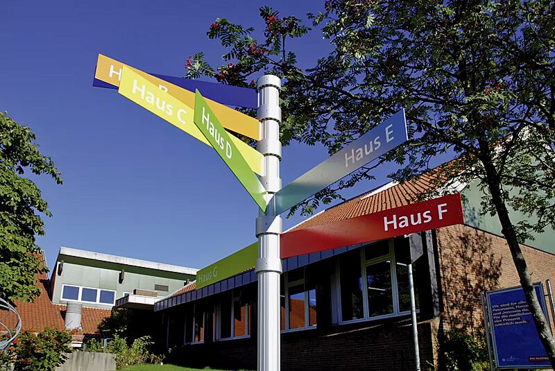 leit--und-orientierungssystem-koropi__shoKAT0061804 Leit- und Orientierungssystem KOROPI