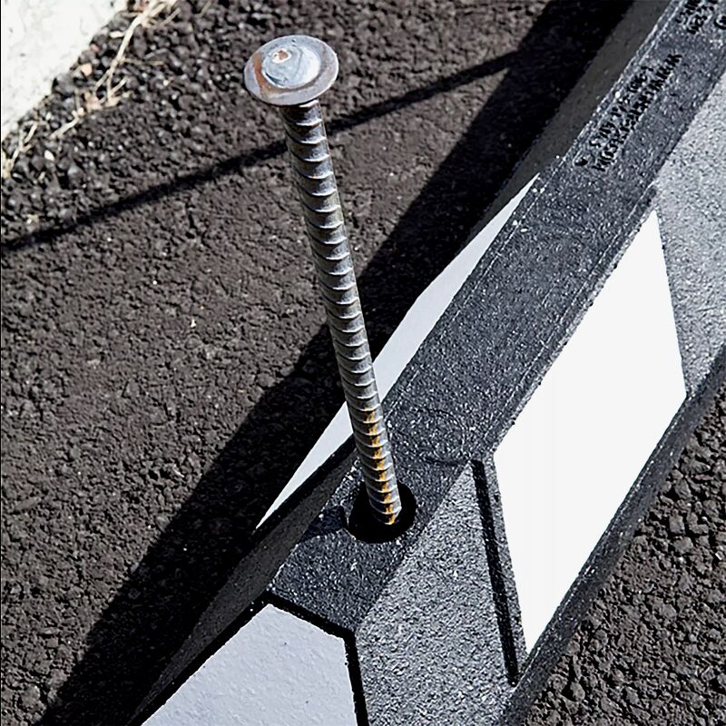 leitbalken-limnos__shoKAT0069388 Detail: Befestigung zum Aufdübeln