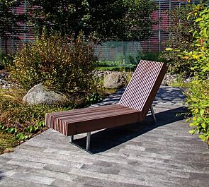 <div id="container" class="container">Liegebank WOODY mit Jatobaholzbelattung</div>