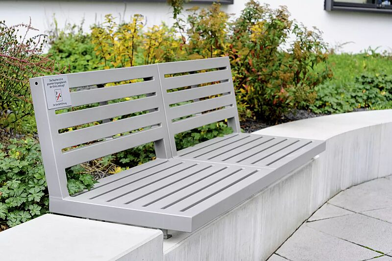 mauerauflage-liguria__shoKAT0038664 Mauerauflage LIGURIA mit Rückenlehne, Breite 2 x 900 mm, Stahlteile in RAL 9007 graualuminium