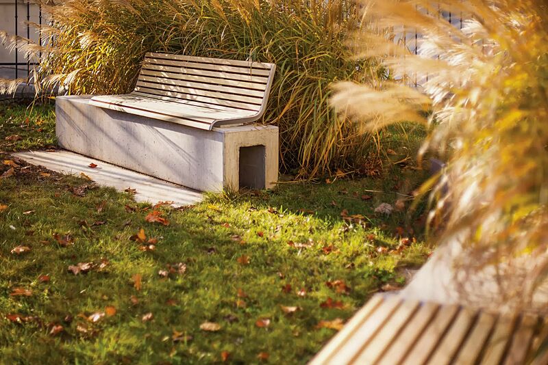 mauerauflage-port__shoKAT0057199 Mauerauflage PORT mit Rückenlehne, Breite 1820 mm, mit Robinienholzbelattung