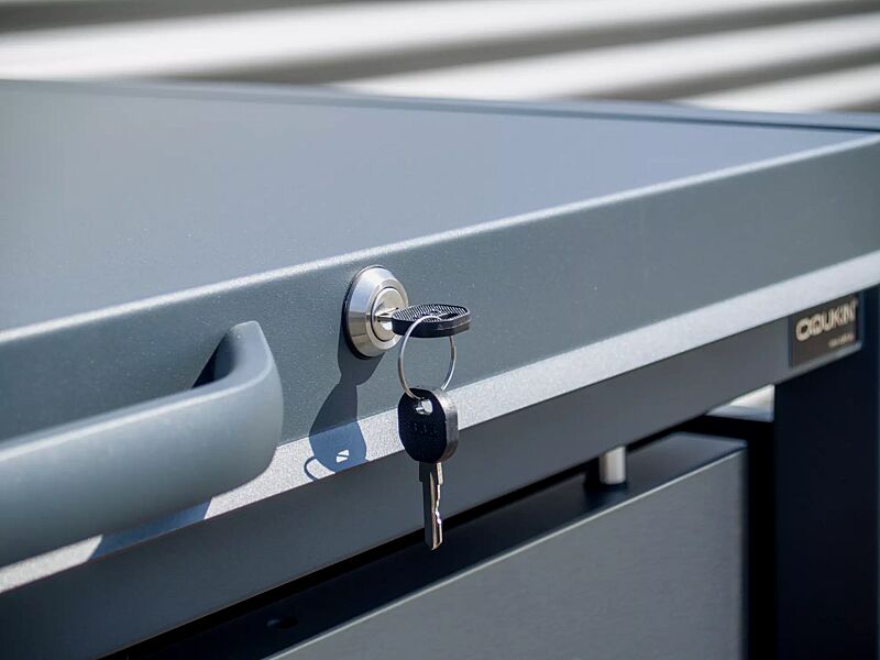 muellbehaelterschrank-styleout-qubis__shoKAT0069590 Detail: Hebelzylinderschloss für Klappdach