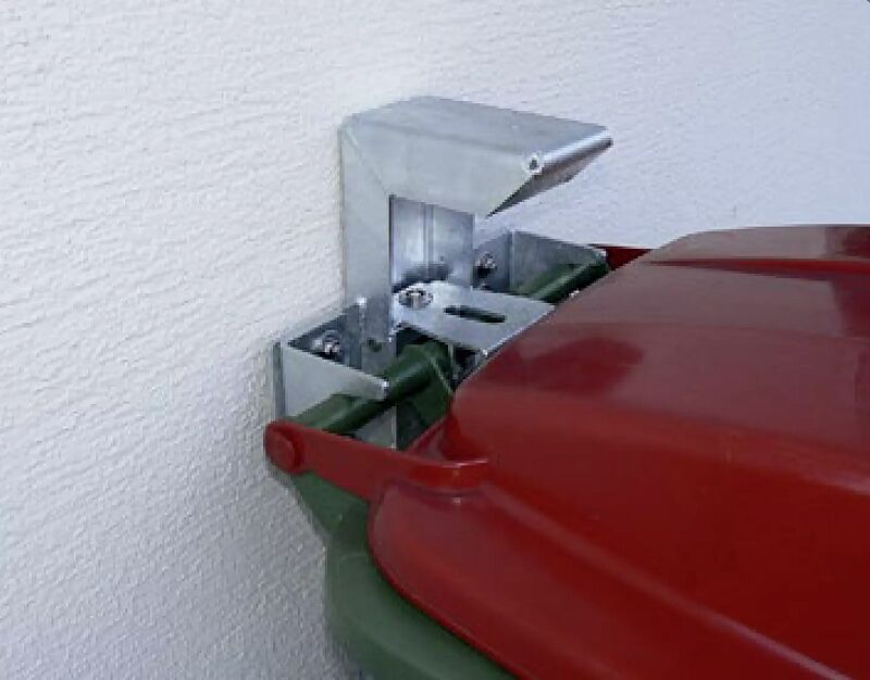 muelltonnensaeule-fixout__shoKAT0052946 Wandbefestigung, Abschließen von vorn