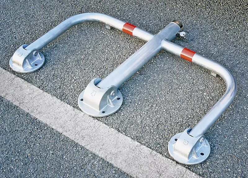 parkbuegel-ostara__shoKAT0056496 Parkbügel OSTARA zum Aufdübeln, ohne Bodenplatte, mittels Profilzylinderschloss, feuerverzinkt