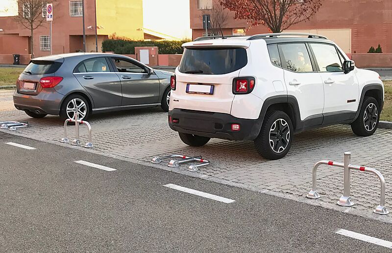 parkbuegel-ostara__shoKAT0056545 Parkbügel OSTARA zum Aufdübeln, ohne Bodenplatte, mittels Profilzylinderschloss, feuerverzinkt