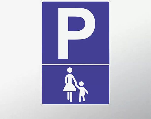 Hinweisschild Mutter Kind Parkplatz