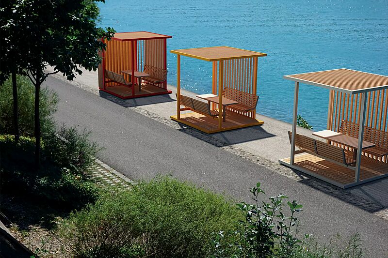 Pavillon CUBY SNACK zum Aufdübeln bei +/- 0 mm, Dachbreite x Dachtiefe 2200 mm x 2200 mm, Dacheindeckung und Wandelemente aus Holzlamellen, Stahlkonstruktion in RAL 3020 verkehrsrot, RAL 1021 rapsgelb und RAL 7035 lichtgrau, Sitzbänke mit Robinienholzb...