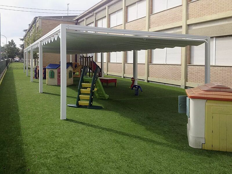 pergola-pesaro__shoKAT0054851 Pergola PESARO als Sonnenschutz, Dachbreite x Dachtiefe 16000 x 5000 mm, Dacheindeckung mit lichtundurchlässiger PVC-Plane, Aluminium-Konstruktion in weiß pulverbeschichtet