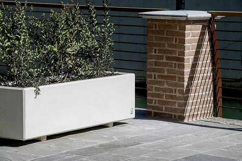 pflanzbehaelter-andromeda__shoKAT0071786 Pflanzbehälter ANDROMEDA, rechteckig, Beton mit transparenter Beschichtung in naturweiß - 18