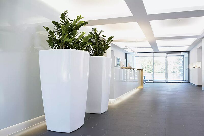 pflanzbehaelter-bali__shoKAT0075644 Pflanzbehälter BALI, Höhe 1300 mm, in weiß ähnlich RAL 9003
