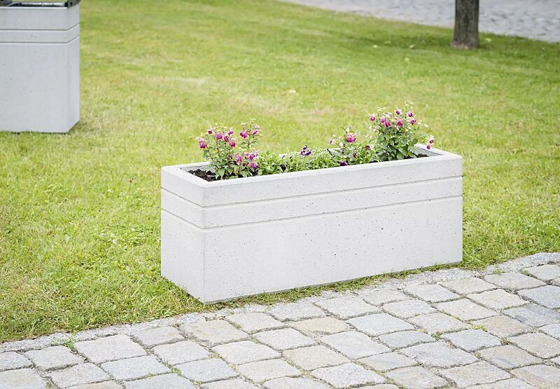 pflanzbehaelter-brno__shoKAT0057760 Pflanzbehälter BRNO, rechteckig, Beton sandgestrahlt