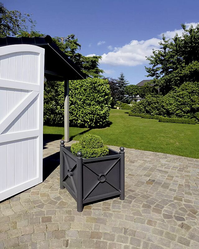 pflanzbehaelter-hilsa__shoKAT0075862 Pflanzbehälter HILSA mit Kugelkopf und Diagonalstreben