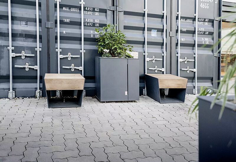 pflanzbehaelter-malageno__shoKAT0069853 Pflanzbehälter MALAGENO, 1000 x 440 mm, Sitz BLOCQ mit Jatobaholzbelattung, Stahlteile in RAL 7016 anthrazitgrau