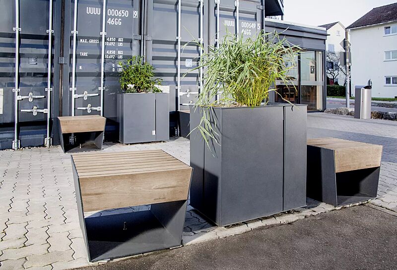 pflanzbehaelter-malageno__shoKAT0069854 Pflanzbehälter MALAGENO, 1000 x 440 mm, Sitz BLOCQ mit Jatobaholzbelattung, Stahlteile in RAL 7016 anthrazitgrau