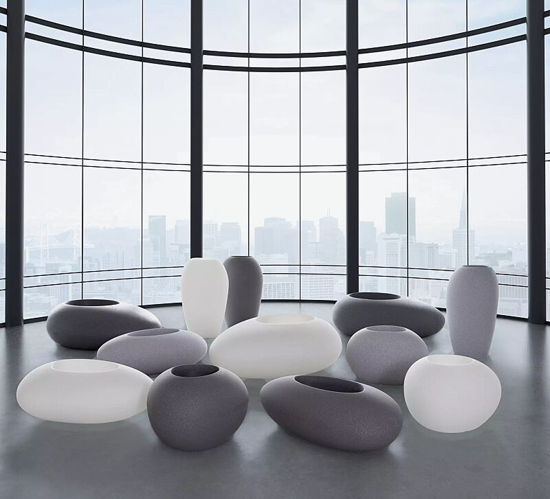 pflanzbehaelter-malur__shoKAT0042534 Pflanzbehälter MALUR, in granit hell und dunkel sowie Pflanzbehälter MALUR-LIGHT, transluzent beleuchtet