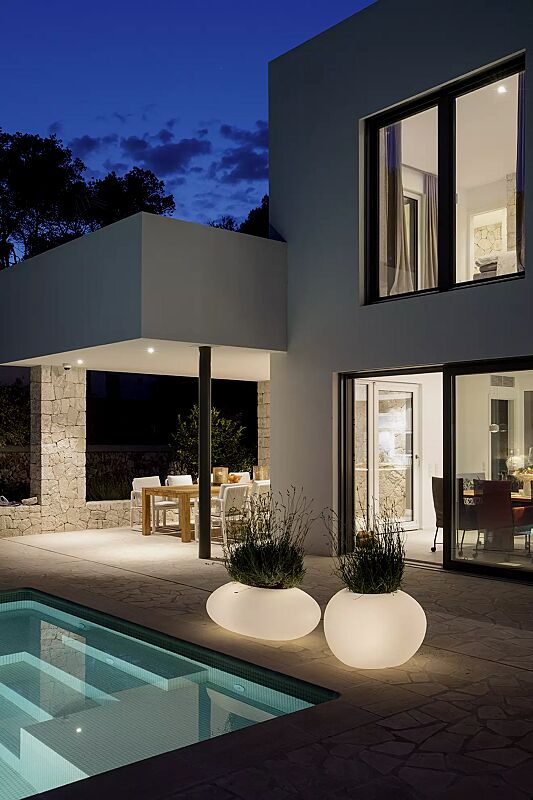 pflanzbehaelter-malur__shoKAT0058618 Pflanzbehälter MALUR-LIGHT, Höhe 390 mm und 490 mm, transluzent beleuchtet