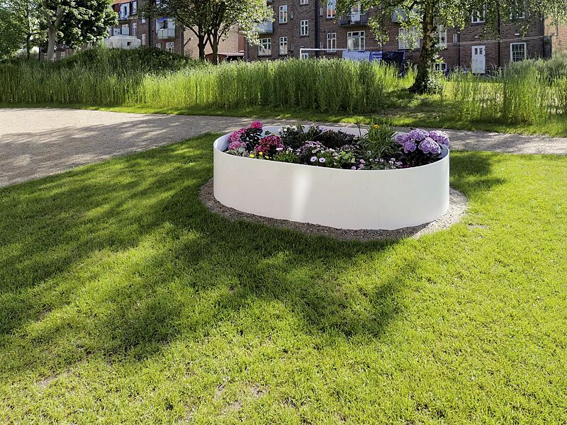 pflanzbehaelter-microhaven__shoKAT0076040 Pflanzbehälter MICROHAVEN in RAL 9016 verkehrsweiß