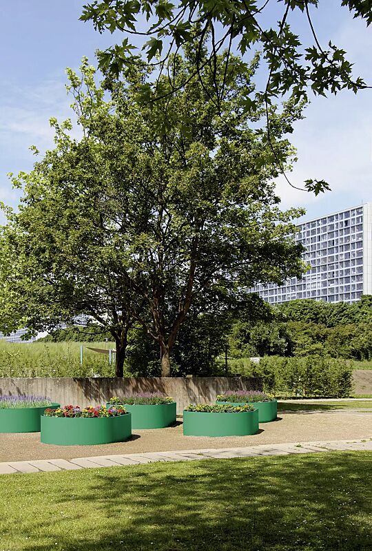 pflanzbehaelter-microhaven__shoKAT0076041 Pflanzbehälter MICROHAVEN in RAL 6000 patinagrün