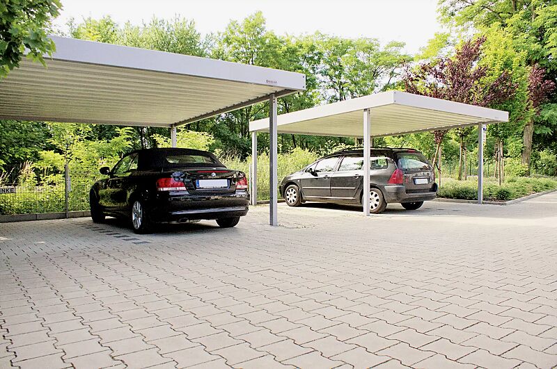 pkw-ueberdachung-z02__shoKAT0029524 Pkw-Überdachungen Z02, für je 2 Pkw, Dachbreite x Dachtiefe je 5190 mm x 5810 mm, Stahlkonstruktion in RAL 7004 signalgrau