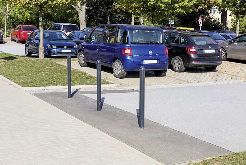 poller-bilbao__shoKAT0066390 Poller BILBAO zum Einbetonieren in RAL 7021 schwarzgrau