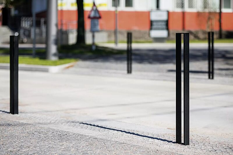 poller-elias__shoKAT0056744 Poller ELIAS ohne Stadtwappen, zum Aufdübeln bei -100 mm, in RAL 7022 umbragrau