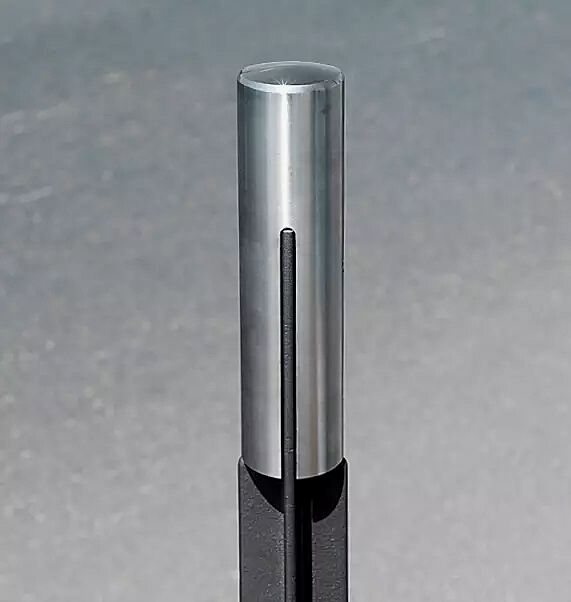 poller-eveole__shoKAT0054050 Detail: Kopf aus Edelstahl