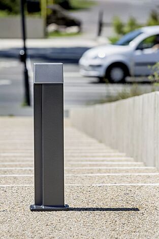 Poller IMAWA, Ausführung 2, in RAL 7016 anthrazitgrau und RAL 9006 weißaluminium
