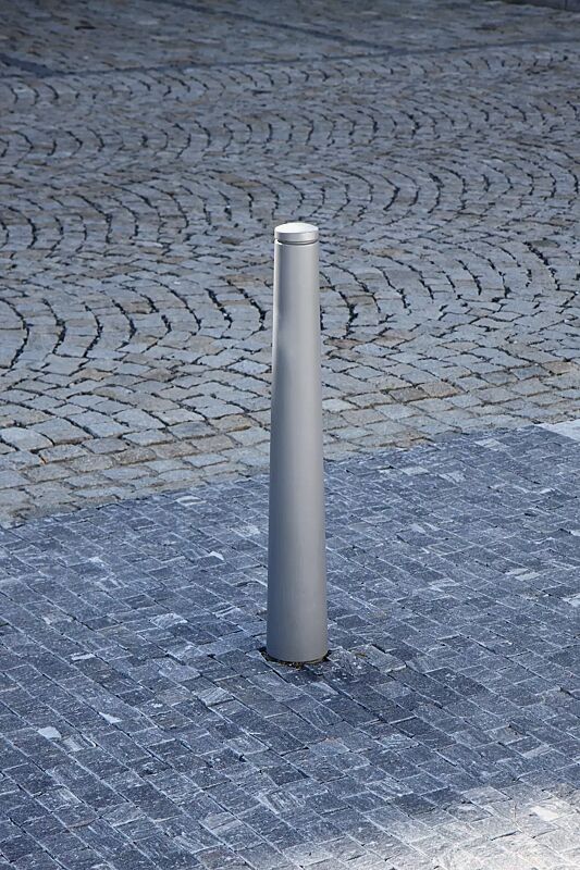 Poller ISAC ohne Stadtwappen, zum Aufdübeln, in RAL 9006 weißaluminium