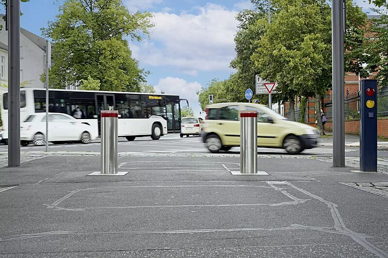 poller-kembs---automatisch-versenkbar__shoKAT0069807 Poller KEMBS - automatisch versenkbar