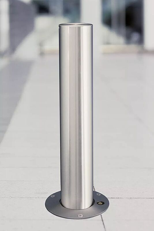 poller-saphir__shoKAT0010152 Versenkbarer Poller SAPHIR 90 und 140 mit Dreikantschloss im Sockelring