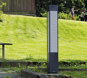 <div id="container" class="container">Pollerleuchte DIEST, Höhe 900 mm, großer Lichtaustritt</div>