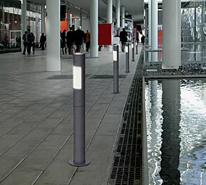 <div id="container" class="container">Pollerleuchte SAGUNT mit einseitigem Lichtaustritt, Höhe 900 mm</div>
