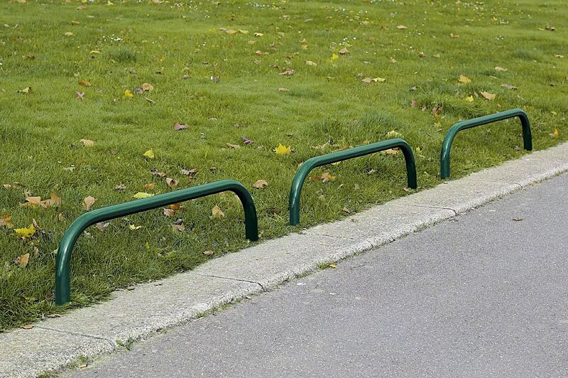 rabattengelaender--schutzbuegel-kalamata__shoKAT0012762 Schutzbügel KALAMATA, in RAL 6005 moosgrün