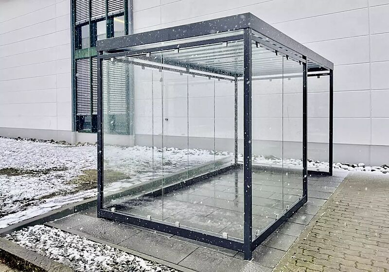 raucherunterstand-aquila__shoKAT0069894 Raucherunterstand AQUILA, Dachbreite x Dachtiefe 4195 mm x 2165 mm, Rück- / Seiten- / Windschutzwände ESG, Klarglas, Stahlkonstruktion in RAL 7016 anthrazitgrau