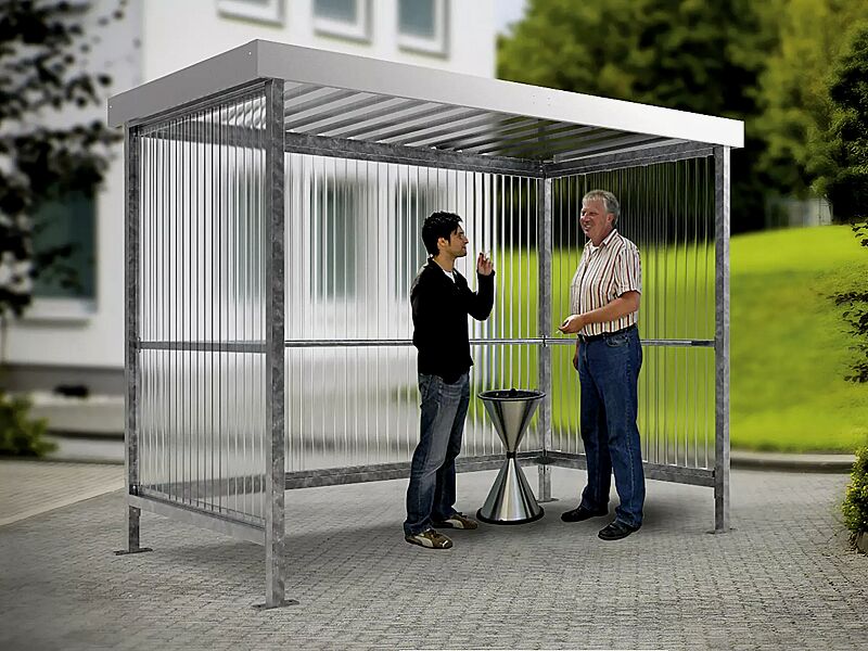 raucherunterstand-cigar__shoKAT0054657 Raucherunterstand CIGAR, Dachbreite x Dachtiefe 2960 mm x 1580 mm, inklusive Rück- / Seitenwände mit integrierter Anlehnmöglichkeit, zweite Seitenwand gegen Mehrpreis, Stahlkonstruktion feuerverzinkt Raucherunterstand CIGAR, Dachbreite x Dachtiefe 2960...