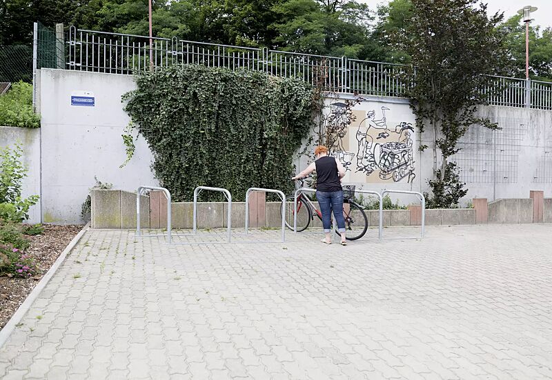 Reihenanlehnbügel SPRINGS, 2 x 3er-Einheit
