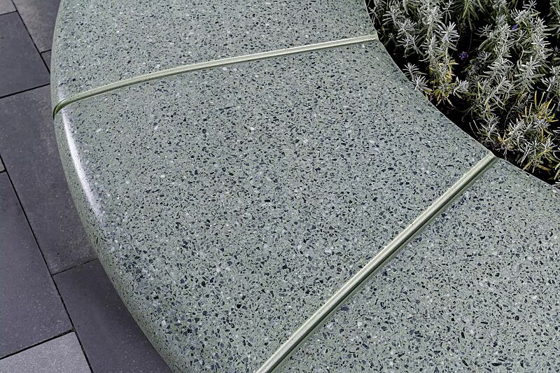 rundbank-olimpo__shoKAT0071420 Rundbank OLIMPO aus rekonstituiertem Marmor geschliffen, in grün alpi