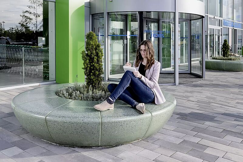 rundbank-olimpo__shoKAT0071426 Rundbank OLIMPO aus rekonstituiertem Marmor geschliffen, in grün alpi