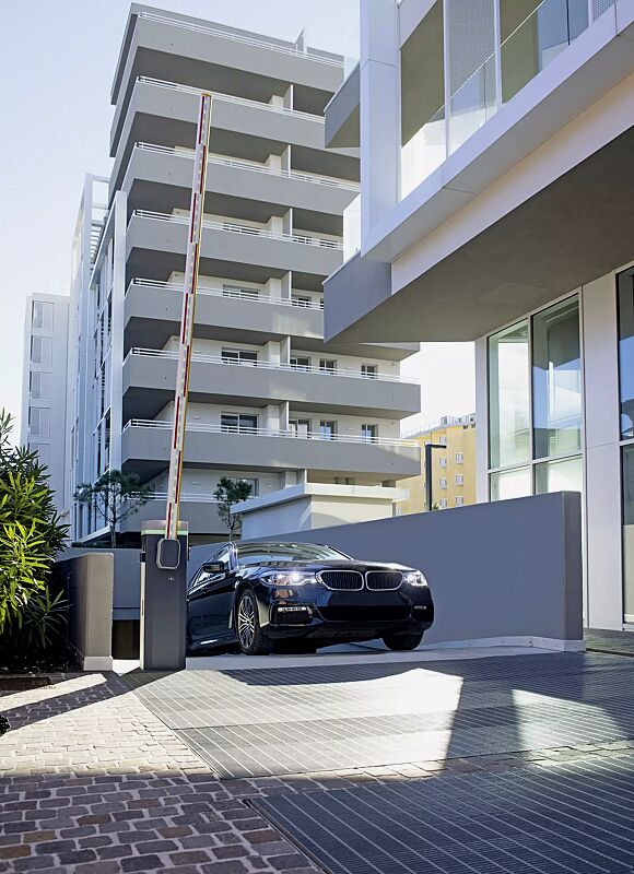 schrankenanlage-busset__shoKAT0067774 Schrankenanlage BUSSET, Absperrbreite 4,00 m, mit LED-Schrankenbaumbeleuchtung (Zubehör)