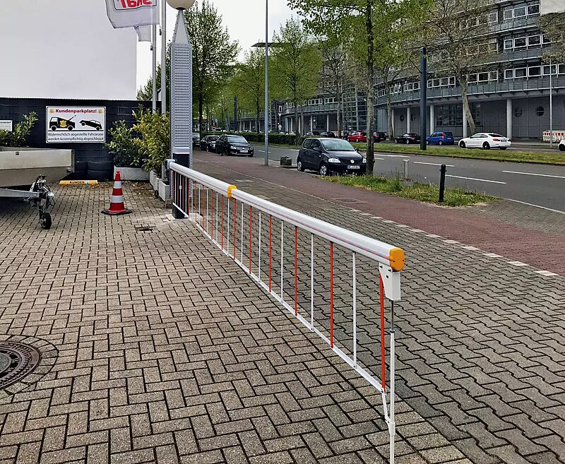 schrankenanlage-busset__shoKAT0069784 Schrankenanlage BUSSET mit Hängegittermodul