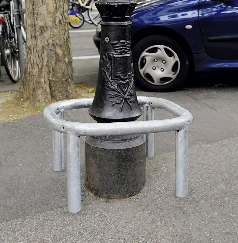 schutzbuegel-stick__shoKAT0029786 Schutzbügel STICK, Gesamtbreite x -tiefe: 700 x 700 mm, feuerverzinkt