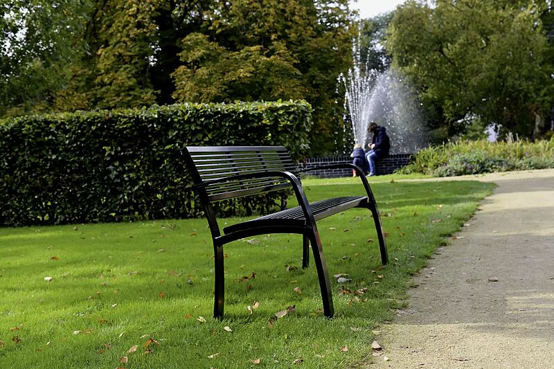 seniorenbank-caserta__shoKAT0040034 Seniorenbank CASERTA mit Rückenlehne und Armlehnen aus Stahl