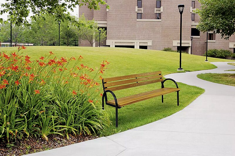 seniorenbank-san-remo-new__shoKAT0072039 Seniorenbank SAN REMO NEW mit Rückenlehne und Armlehnen, mit Fichtenholzbelattung, Stahlteile in RAL 9011 graphitschwarz